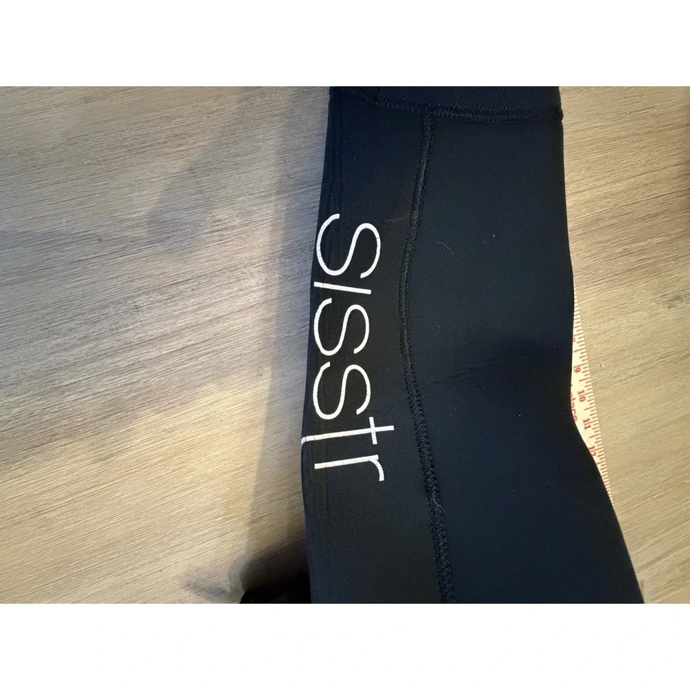 Sisstrevolution Youth Full 3 2 Wetsuit Black & Pink Size 8